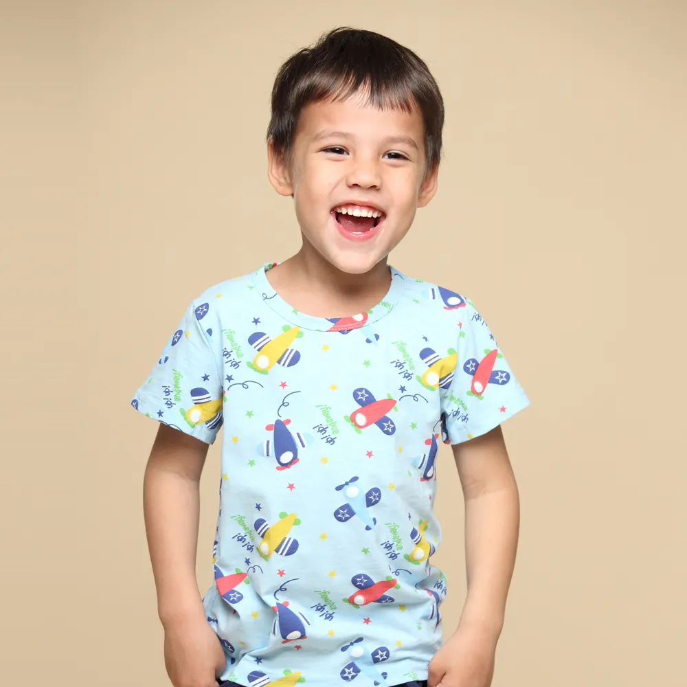 【Azio Kids 美國派】男童 上衣 滿版彩色飛機印花竹節棉短袖上衣T恤(藍)
