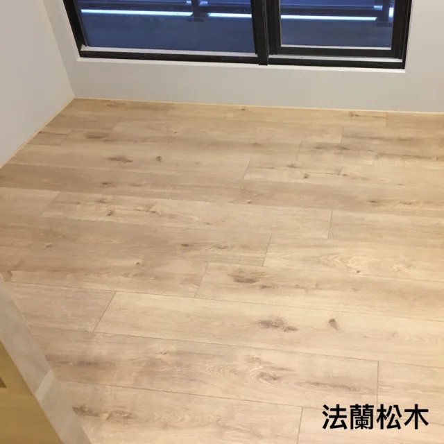 【好家居】防潑水超耐磨木地板 德國工藝 地面改造 室內裝修(連工帶料 木地板施工 卡扣式 防潮耐汙靜音)