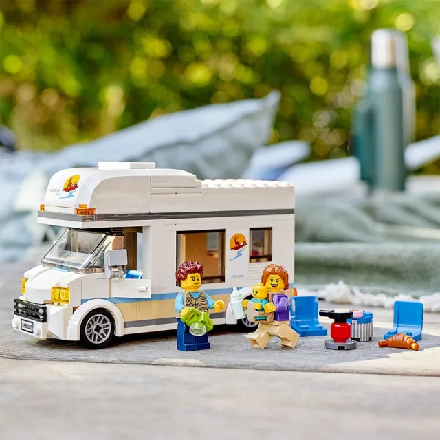 【LEGO 樂高】城市系列 60283 假期露營車(露營車 角色扮演 DIY積木)