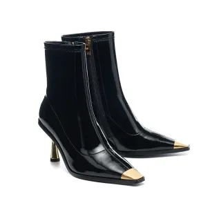 【HELENE_SPARK】摩登金屬片彈力軟漆羊皮美型方頭高跟短靴(黑)