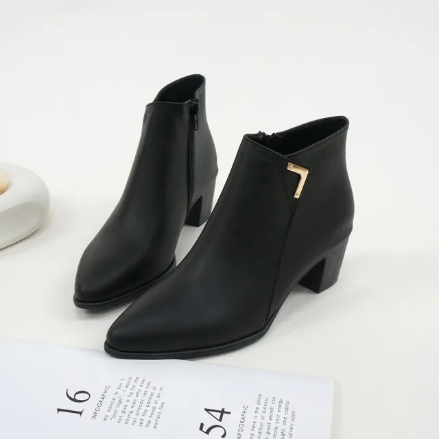 【MATERIAL 瑪特麗歐】女鞋 靴子 尖頭側裝飾扣短靴 MA女鞋 T9835(短靴)