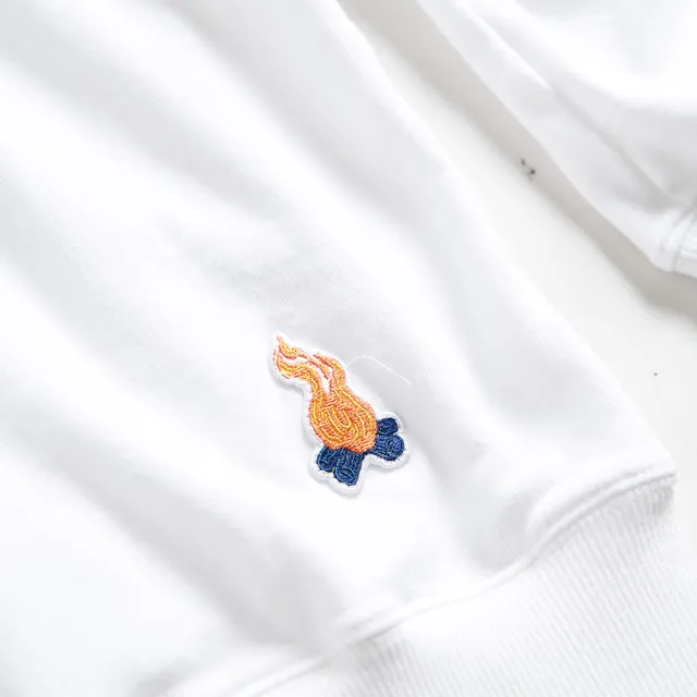 【EDWIN】男裝 露營系列 富士山刺繡LOGO連帽長袖T恤(米白色)