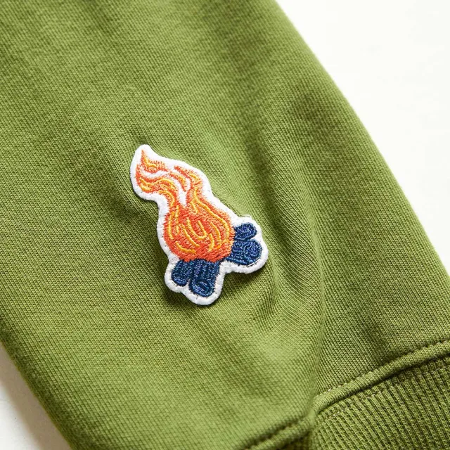 【EDWIN】男裝 露營系列 富士山營地BOX LOGO厚長袖T恤(橄欖綠)