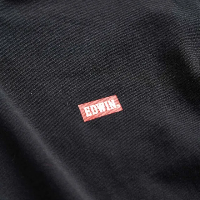 【EDWIN】男裝 露營系列 篝火印花長袖T恤(黑色)