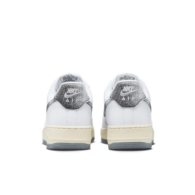 NIKE 耐吉】AIR FORCE 1 07 LX 男運動休閒鞋-白灰(DV7183100) - momo