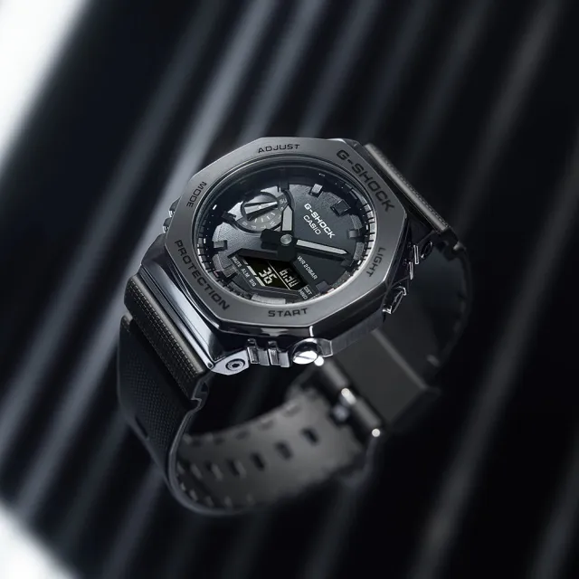 【CASIO 卡西歐】G-SHOCK 酷黑時尚 金屬八角防護構造雙顯錶 禮物 開學(GM-2100BB-1A/速)