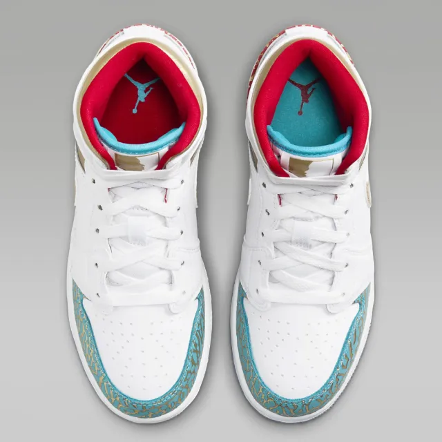 NIKE 耐吉】休閒鞋Jordan 1 Mid Sneaker School NC to Chicago GS 爆裂