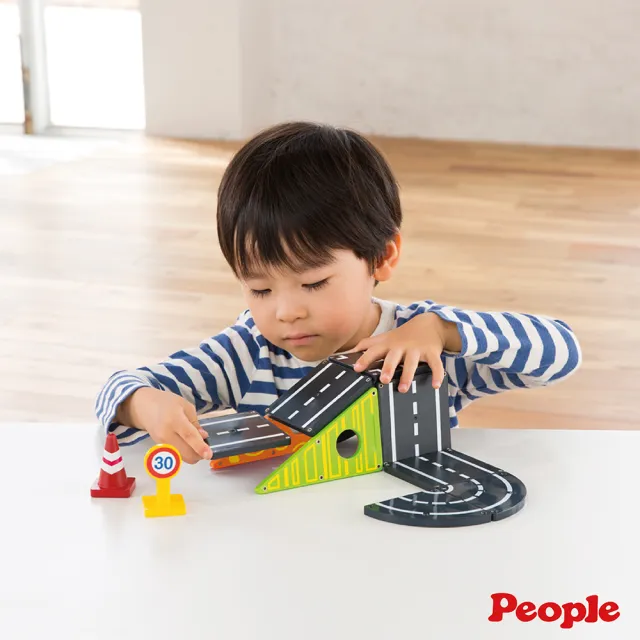 【People】益智磁性積木BASIC系列-勤務車遊戲組(1歲6個月-/益智啟發/STEAM)