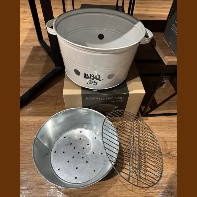 【YU Living 信歐傢居】北歐風鐵製BBQ烤爐 直徑42cm(白色/大尺寸/烤肉爐 燒烤爐 桌上型烤爐)