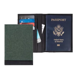 【Travelon】皮革拼接護照夾 蒼綠(RFID防盜 護照保護套 護照包 多功能收納包)