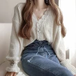 【JILLI-KO】復古珍珠扣寬鬆甜美鏤空泡泡袖針織毛衣中大尺碼-F(粉/白)