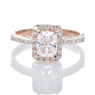 【DOLLY】1克拉 18K金求婚戒枕型車工玫瑰金鑽石戒指(002)