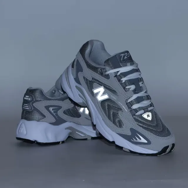 大人気 新品未使用⭐︎24.5㌢NewBalance ML725P-