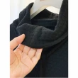 【UUIN】UUIN OUTLET _ 黑鬆餅格高領上衣(黑色高領上衣 鬆餅格紋 彈性舒適)