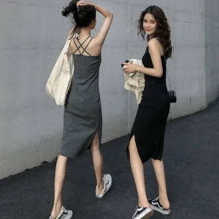 【D.studio】韓版開叉氣質顯瘦長版吊帶洋裝(連衣裙 連身裙 上衣 套裝 女裝 裙裝 短袖洋裝 S186)
