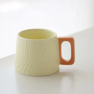 【Just Home】雙色木紋陶瓷馬克杯400ml 黃色(杯子 陶瓷杯 馬克杯)