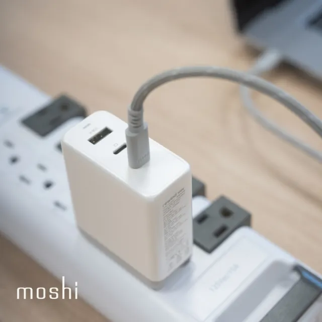 【moshi】Integra USB-C to USB-C 240W/480Mbps 充電傳輸編織線(0.3m)