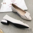 【J&H collection】新款時尚格子壓紋銀邊粗跟低跟鞋(現+預  黑色 / 紅色 / 米色)