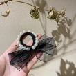 【MISS KOREA】韓國設計優雅珍珠網紗蝴蝶結造型綁髮髮繩 髮圈(珍珠髮圈 網紗髮圈 蝴蝶結髮圈)