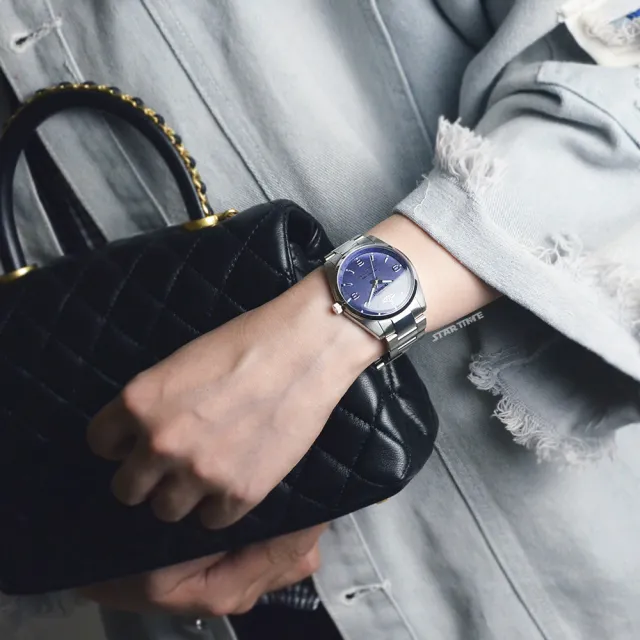 Vivienne Westwood】銀框藍紫色面銀色不鏽鋼錶帶經典腕錶女錶36mm