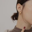 【Queenshop】女裝 正韓 三曲線扭轉造型耳針式耳環 現+預 07030839