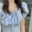 【Very Buy 非常勸敗】甜美法式蕾絲邊藍色格子泡泡袖短袖洋裝