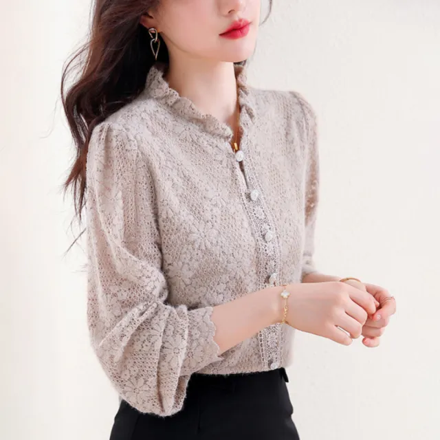 【LANNI 藍尼】★珍珠名媛感造型排釦蕾絲上衣(OL/正式/上班穿搭/女裝/長袖)
