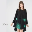 【Qiruo 奇若名品】秋冬專櫃黑色洋裝2294F 傘狀雪紡質感(黑底綠塗 精緻小洋)