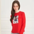 【Qiruo 奇若名品】秋冬專櫃紅色上衣2081A 時尚照片(胸前照片個性設計長袖棉)