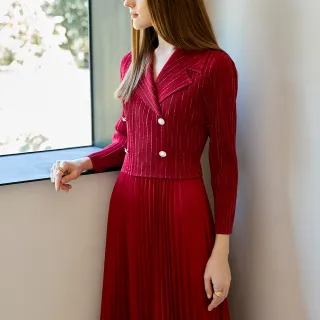 【ILEY 伊蕾】優雅排釦西裝假兩件壓摺亮蔥洋裝(紅色；M-XL；1233567403)