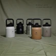 【BROOKLYN WORKS】2.5L 不鏽鋼保冰水壺 卡其(大容量 攜帶便利 保冰效果絕佳 不含BPA)