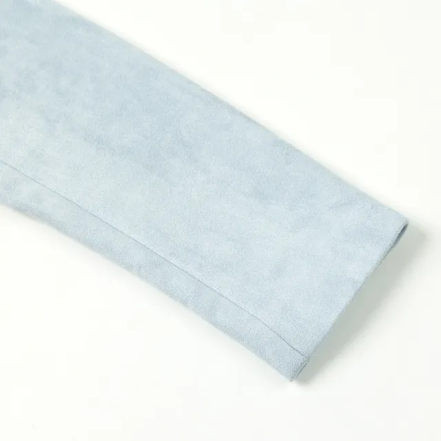 【OUWEY 歐薇】魅力造型綴飾短版麂皮外套(淺藍色；S-L；3224394001)
