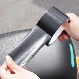 【Dagebeno荷生活】簡易型DIY皮革修復貼沙發座墊機車椅墊防水耐熱修補膠帶(大號2卷)