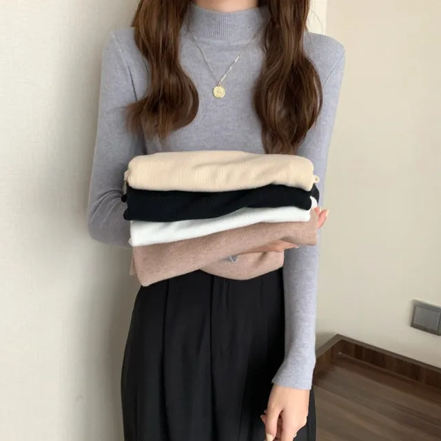 【D.studio】韓版溫柔風半高領彈性顯瘦針織上衣(毛衣長袖上衣女裝衣服顯瘦上衣長袖t恤冬裝 發熱衣 W145)