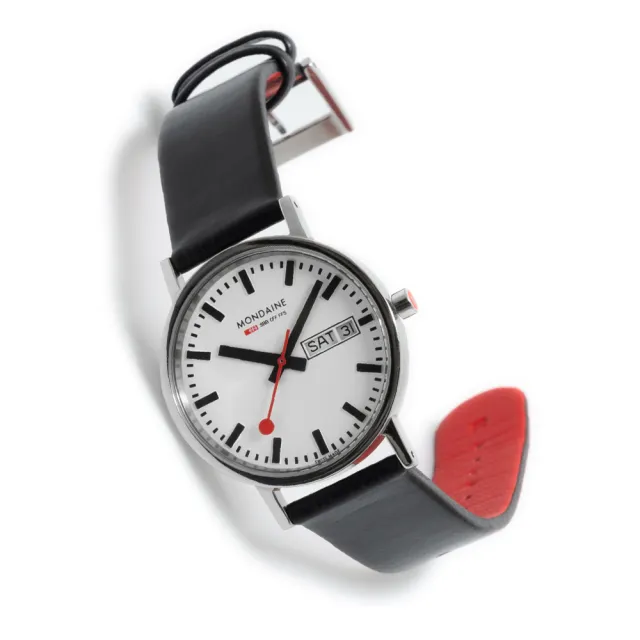 【MONDAINE 瑞士國鐵】Petite Cushion方圓瑞士錶 系列腕錶(白 / 31110LBV)