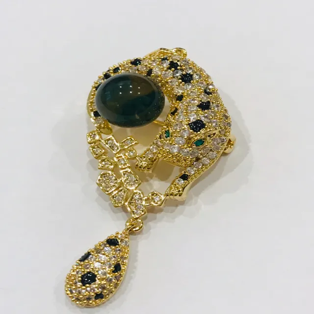 【勝弘珠寶】多明尼加藍珀豹富胸針