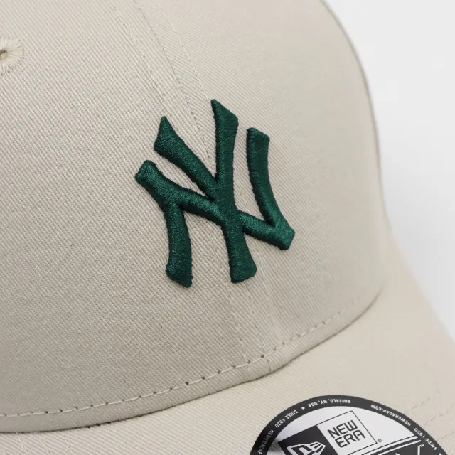 【NEW ERA】棒球帽 MLB 卡其 綠 940帽型 可調式頭圍 NY 紐約洋基 帽子 老帽(NE13956975)