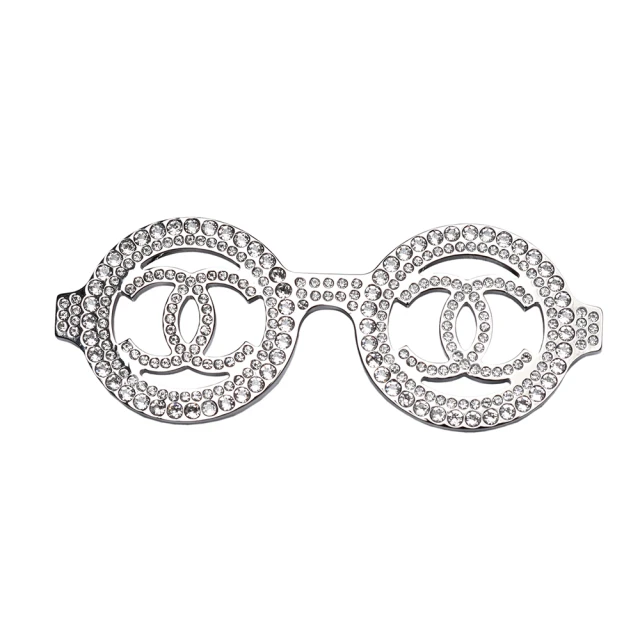 CHANEL 香奈兒 經典雙C LOGO水鑽鑲飾眼鏡造型胸針(銀AB3548-ARG)