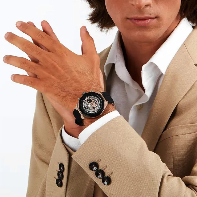 【MASERATI 瑪莎拉蒂】Stile 鏤空風格系列三眼計時手錶 尊爵黑 黑色矽膠錶帶(R8871642003)