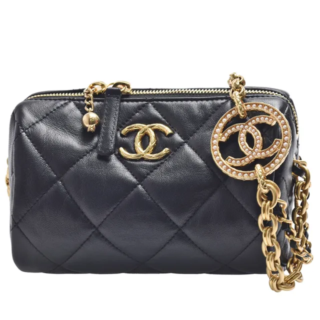 【CHANEL 香奈兒】經典黑色雙C LOGO菱格紋小羊皮鍊帶斜背圓筒包(黑AS3384L-BLK-GPN)