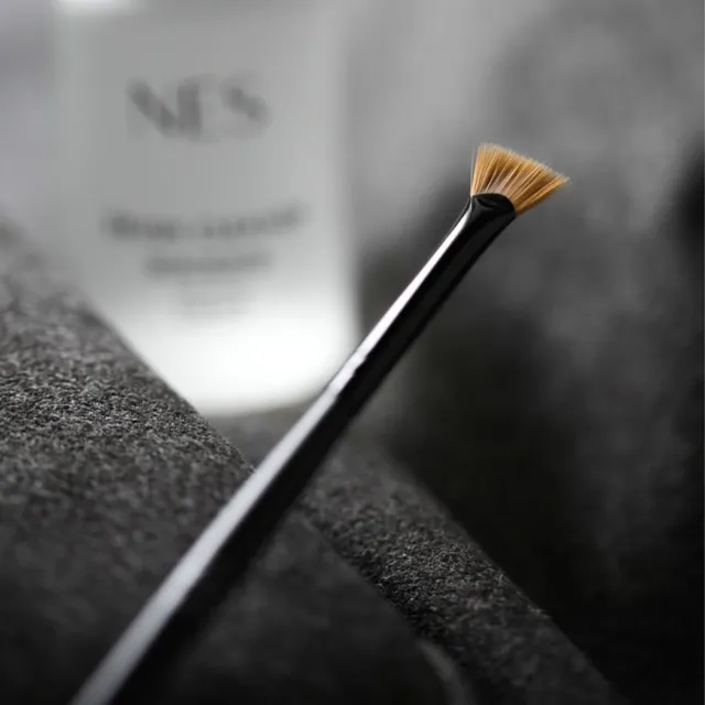 【恩藝偲 NES cosmetics】睫毛膏刷+200ml刷具清潔液+不暈不塌極細防水睫毛膏(睫毛膏+單刷套組)