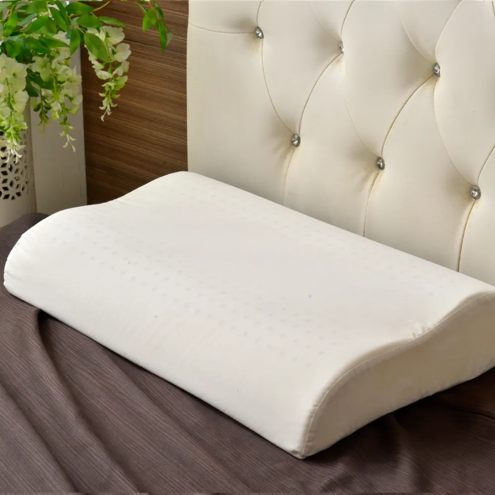 【班尼斯】工學型天然乳膠枕頭 壹百萬馬來西亞製正品保證•附抗菌布套、手提收納袋(乳膠枕頭)