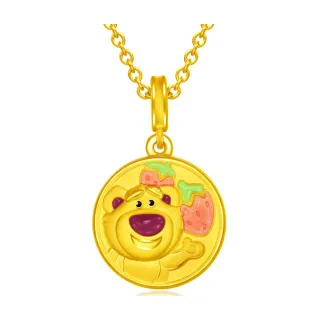 【周大福】玩具總動員系列 草莓風味熊抱哥黃金吊墜(不含鍊)