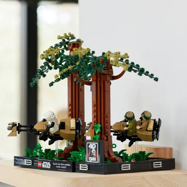 【LEGO 樂高】星際大戰系列 75353 Endor Speeder Chase Diorama(莉亞公主和路克天行者 Star Wars)