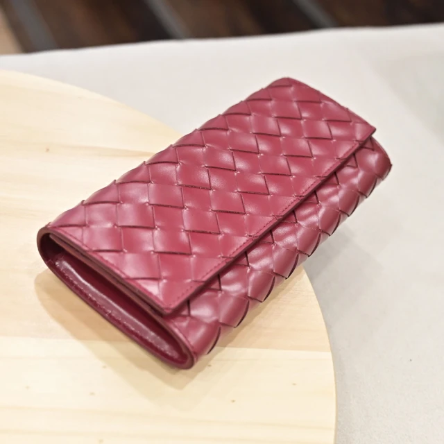 BOTTEGA VENETA 寶緹嘉 經典手工編織翻蓋扣式發財零錢長夾(紫紅)