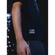 【LEVIS 官方旗艦】LEVISX機動戰士鋼彈男女同款聯名短袖T恤/滾邊領/聯名LOGO黑 人氣新品 A7412-0001