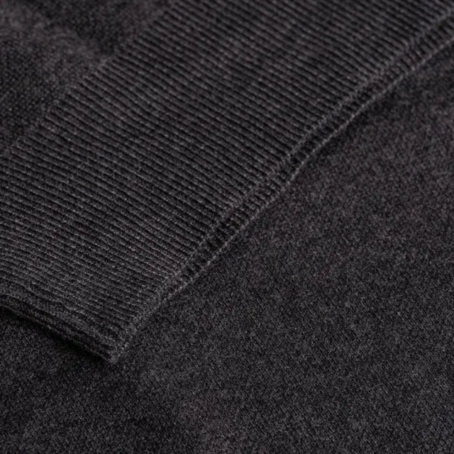 【CHINJUN】Chinjun羊毛針織背心-深灰｜V領針織毛衣、親膚保暖