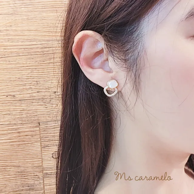 【焦糖小姐 Ms caramelo】合金 夾式 彩貝 鋯石耳環(鋯石耳環)
