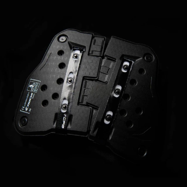 RS TAICHI TRV067 兩片式 CE LV.2 鈕扣型分離式防摔衣護胸