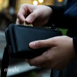 【moshi】Crossbody Wallet 磁吸式斜背三用手機包(Magsafe)